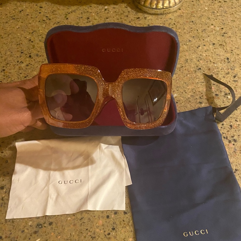 Oversized Gucci shades